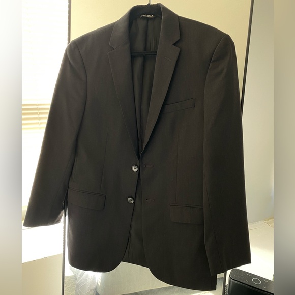 Jos. A. Bank Black Modern Suit Timeless Elegance - Picture 4 of 15